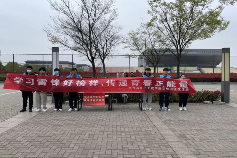 图为志愿者合影.jpg
