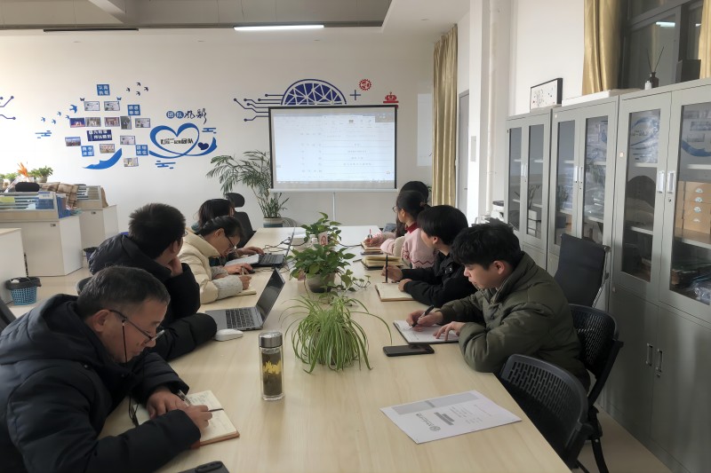 会议现场(1).jpg