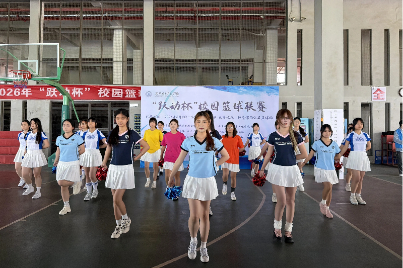 图为啦啦队应援.jpg