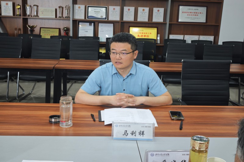 马利祥讲话.jpg