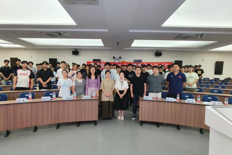 图为全体成员合照.jpg