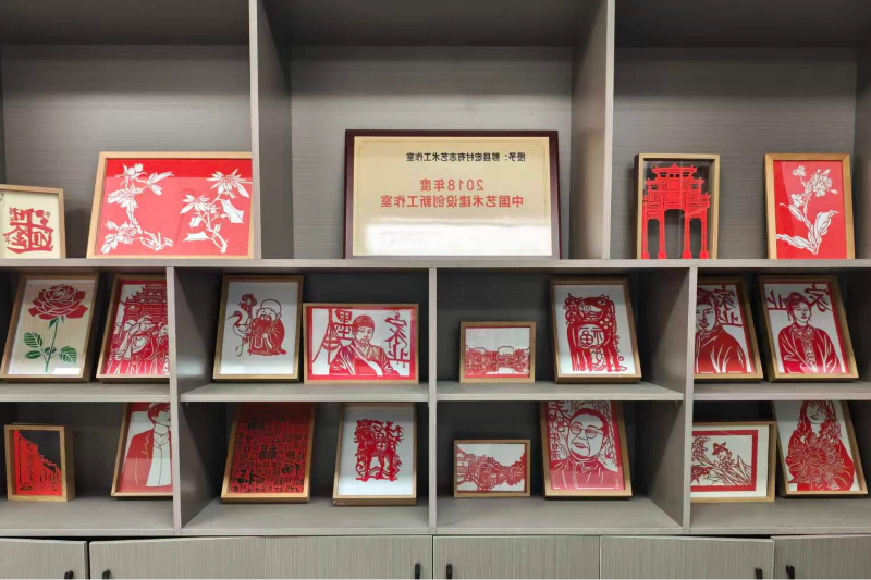 图为剪纸艺术作品.jpg