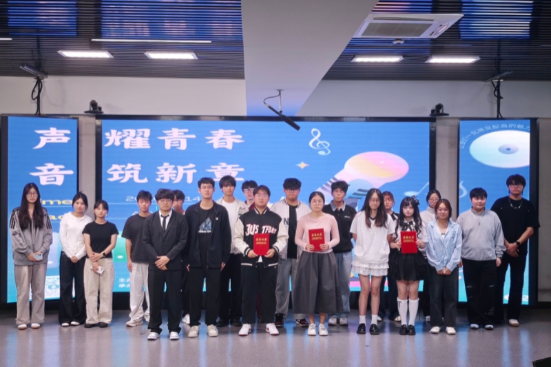 图为参赛选手合照.jpg