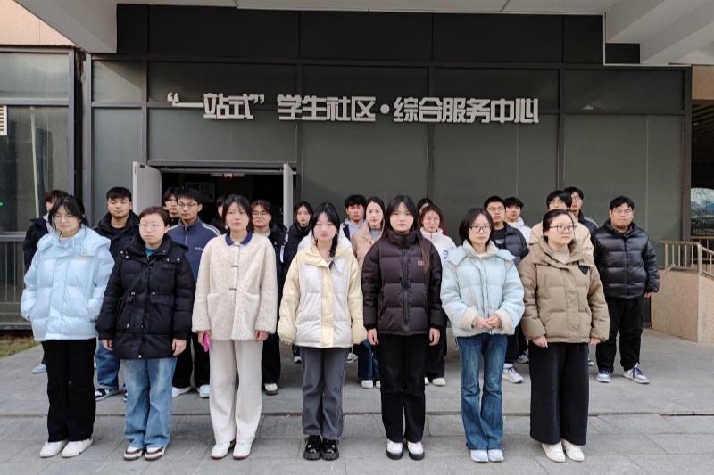 图为各年级团支书和组织委员合照.jpg